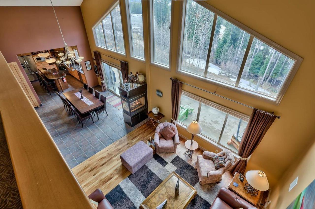 Soleil Chalet By Bear Country Sun Peaks Exterior foto